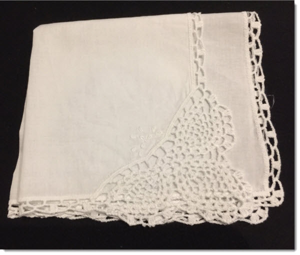 Hankie bonnet with crochet edge