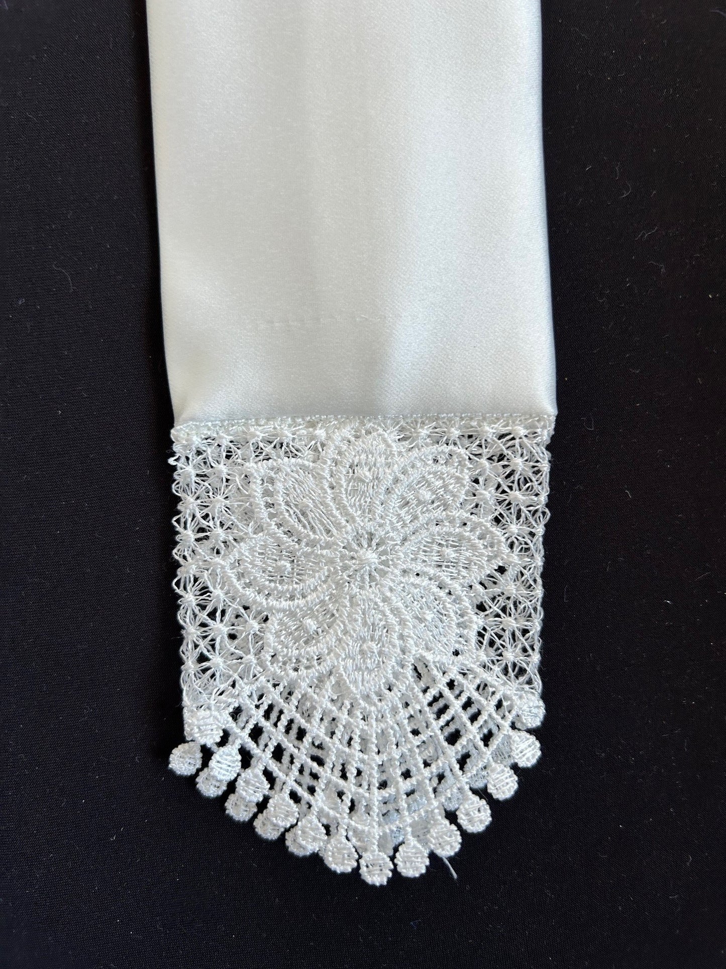 Ivory satin Stole with Lace trim