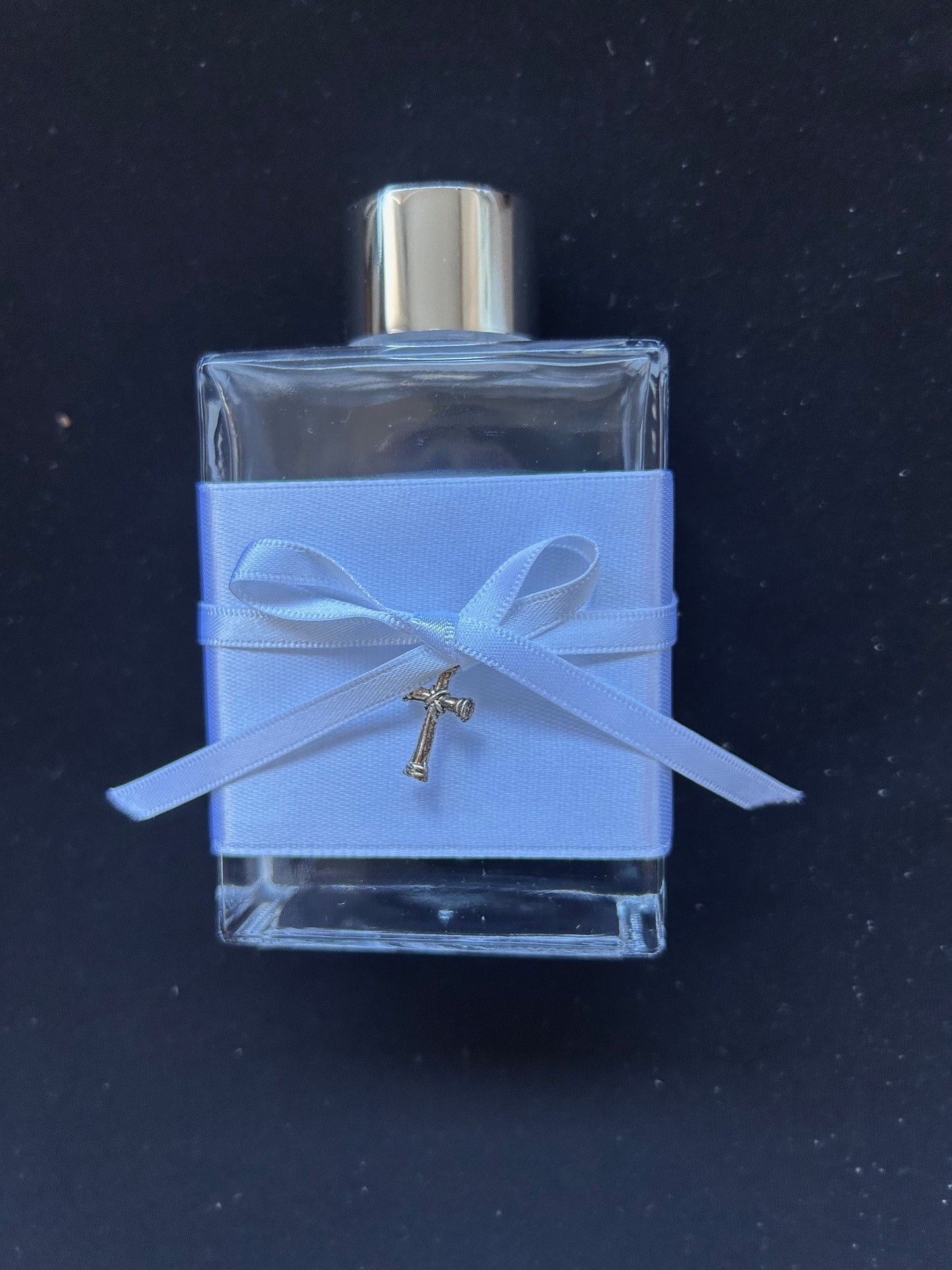 Oil Set with White Satin Piping