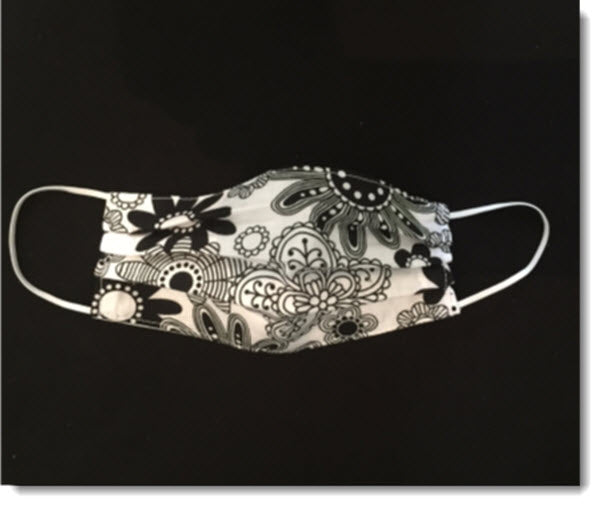 KIDS BLACK AND WHITE DAISIES PLEATED REVERSIBLE FACE MASK