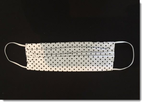 KIDS BLACK AND WHITE DAISIES PLEATED REVERSIBLE FACE MASK