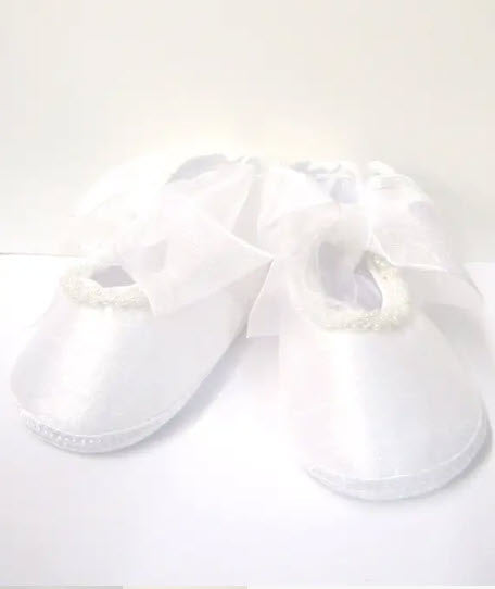 A202 Beaded Baby Shoe