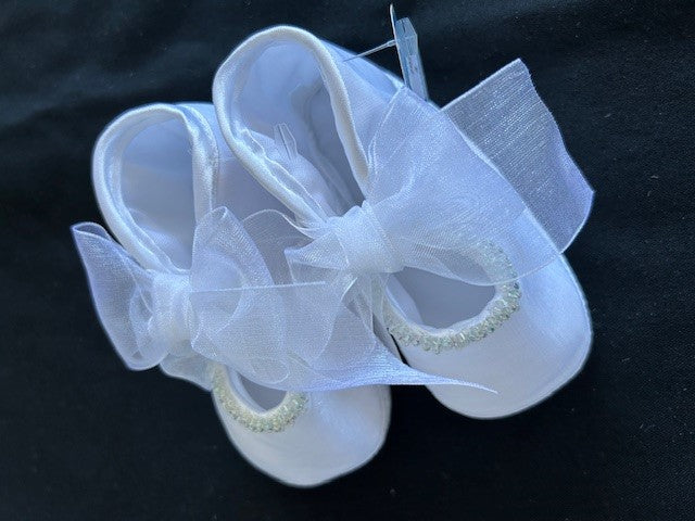 A202 Beaded Baby Shoe