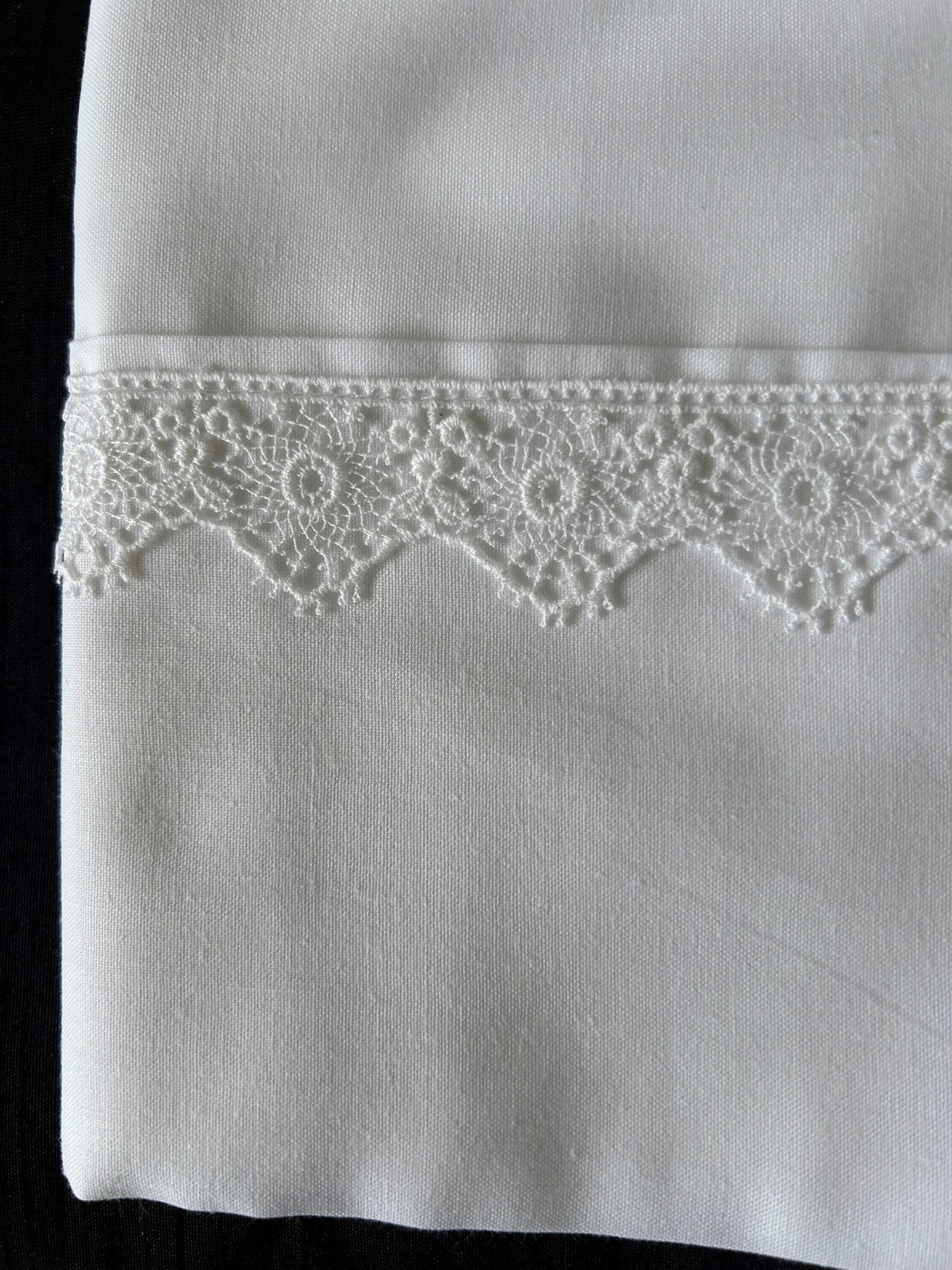 Oil Set with soft cotton lace