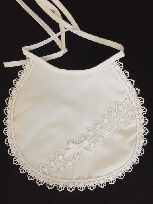 BB-3 - Cotton Bib With Lace Trim.